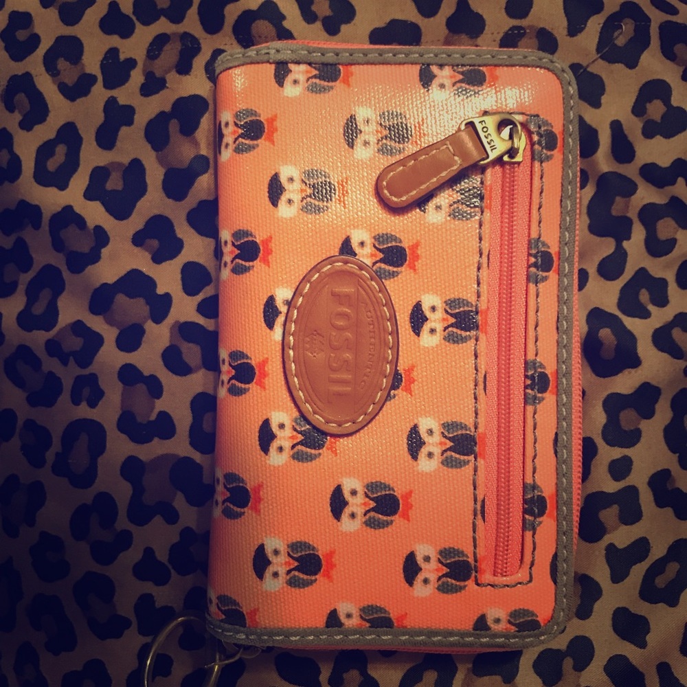 Super adorable 🦉 fossil wallet